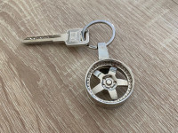 Брелок колесный диск (серебро)